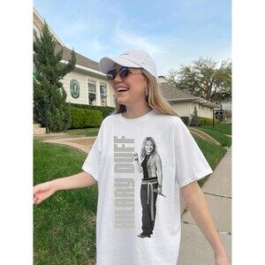 Hilary Duff  T-Shirt, Adult Unisex